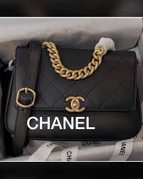 ضيفوها كلكم عندها شنط أصلية جلد طبيعي ممتاز 00971528990740 New Modelss Chanel Boy Bag Shoulder Bag Chanel