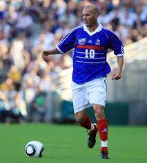 Zidane Avec L Equipe De France Au Mois De Septembre
