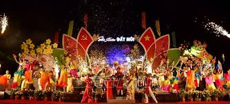 Phút giao thừa tại trung tâm hà nội. Rá»™n Rang Ä'em Giao Thá»«a á»Ÿ Ä'áº¥t MÅ©i Ca Mau Thá»i Sá»± Bao áº£nh Ä'áº¥t MÅ©i