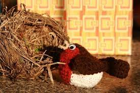 Knitted robin redbreast free pattern. 365 285 Robin Redbreast Again Robin Redbreast Christmas Ornaments Free Crochet Pattern