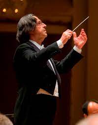 He holds two music directorships. Riccardo Muti S Starry Beethoven Ninth Opens Chicago Symphony Season In Cosmic Fashion Chicago On The Aisle Chicago Performing Arts And Other Splendors Best Bets In Music And Theater Reviews