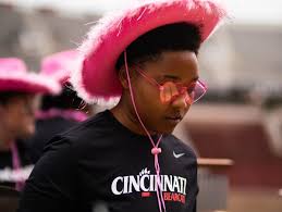 As UCRC moves into the Fall season, we wanted to highlight our crew's  success at the 2025 American Collegiate Rowing Association's National  Championship Regatta. Women's 1x, Katrina Schneider, #7 in the nation,