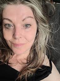 Linda Denmark's Instagram, Twitter & Facebook