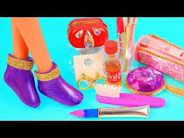 как сделать домик для кукол барби из коробки под обуви 11 Diy Barbie Hacks And Crafts Barbie Shoes Youtube In 2020 Barbie Poppenhuis Miniature