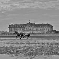 Entrainement Sur La Plage De Deauville Seaside Beach France Deauville
