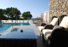 Godrete di una piscina esterna stagionale, un centro fitness, come anche di una vasca idromassaggio, di bagno. Diamond Deluxe Hotel Kos Catchit Com
