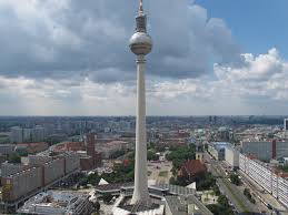 1h 11m ago distance 1.5 mi. Mal Eben Nach Berlin Laempel