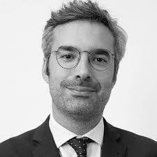 Noel Cerda's Instagram, Twitter & Facebook