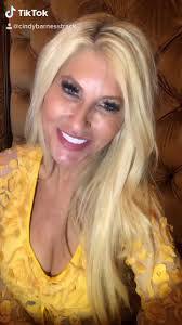 Cindy Strack's Instagram, Twitter & Facebook