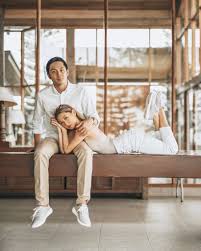 Kryz is a life + style + travel blogger that records her daily sartorial adventures, beauty discoveries, inspirations and interesting chronicles. Skypod Tour Building Our Home Thirstythought