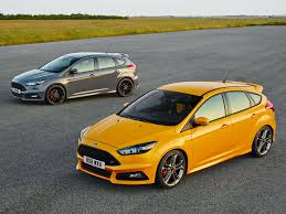 2015 Ford Focus St Official Specs Photos And Performance Digital Trends Ford Focus St Ford Focus Hatchback New Ford Focus