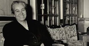 Gabriela mistral podía resumir en pocos versos lo que sentía. 25 Poemas Cortos De Gabriela Mistral Para Ninos Randomeo
