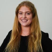 Laura Bachelder's Instagram, Twitter & Facebook