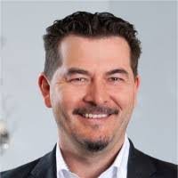 Martin Erb's Instagram, Twitter & Facebook