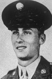 Memorial Day service honors war dead