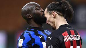 Der belgische stürmerstar spielt bei inter mailand gemeinsam mit eriksen und wollte ihm so seine. Zlatan Ibrahimovic Und Romelu Lukaku Zoffen Sich Im Pokal Derby Zwischen Ac Milan Und Inter Eurosport