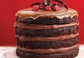 Gateau Etage Au Chocolat Et Au Caramel Desserts Let Them Eat Cake Food