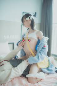 圖+影】畫面工口度讓人窒息！大尺度私拍《柚木YUZUKI》從蘿莉到孕婦通通攝進去！ | 點我一下