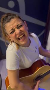 MERCOLEDÌ 9 OTTOBRE , ORE 20:30, SERATA CON MUSICA DAL VIVO, ANIMO,  CHITARRA e VOCE, 🧨POSTI LIMITATI