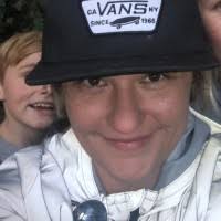 30+ "Melanie Her" profiles