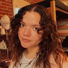 Alayna Rivera's Instagram, Twitter & Facebook