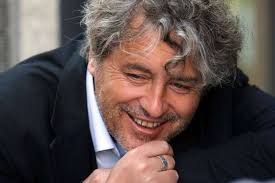 El escritor Manuel Rivas, en la Feria del Libro