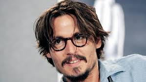 Des centaines de montures de lunettes de vue pour hommes aux formes, tailles et matériaux différents. Mode Homme Comment Bien Choisir Ses Lunettes