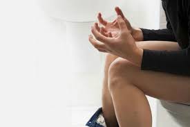 Tranzitul intestinal este lent, frecventa scaunelor este mult mai redusa, iar eliminarea devine dificila. 5 Categorii De Alimente Care ConstipÄ Èi Ce SÄ MÄnanci Cand EÈti Constipat Viataverdeviu Ro