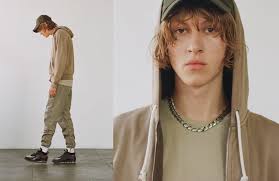 John elliott tekno online