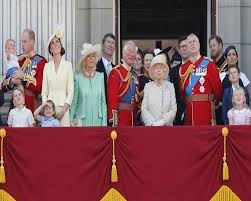 However, for the second year in a row, the celebrations were scaled down owing to the ongoing coronavirus crisis that has killed 127,884 across the united kingdom. Pomp Parade Marks Queen Elizabeth Ii S Official Birthday