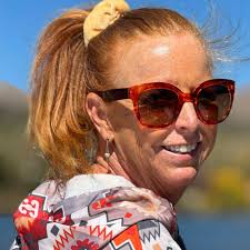 Looking for a licenced honest vet in Cancun to bring my dog in from USA for  treatment. 🙏