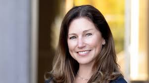 Lincoln Property Company Hires Jennifer Lundmark as Head of Distribution  and Investor Relations