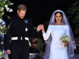George's chapel in an elegant gown that must be seen from all sides.custom size is recommended, totally free.if you can't find the color you want above, please write your color or your custom made measurements in checkout step, or send us your color image and measurements through email.you can click contact us. Royal Wedding Gown Embroiderer For Kate And Meghan Now Nearly Homeless