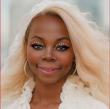 Louisiana woman celebrates World Afro Day: https://tinyurl.com/4c2raafu