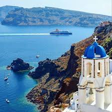 Hey Another Boat Arrives At The Port Are You In It Or Yet Santorinisecrets Instasantorini Visiting Santorini Best Hotels In Santorini Santorini Travel