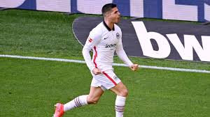 On saturday at 2 pm, andré will be exclusive in alta definição ❤. Transfermarkt Fur Diese Summe Kann Andre Silva Eintracht Frankfurt Verlassen
