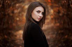 10 Portrait Photographers You Should Follow Right Now On 500px Outdoor Portrait Photography Portrait Photography Tips Outdoor Portraits
