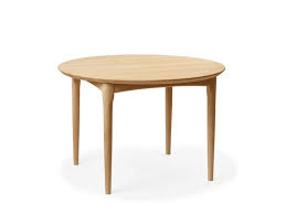 At dyrlund they place great emphasis on skilled craftsmanship and experienced employees, who work in the old craftsmanship style. 9274g Tisch By Dyrlund