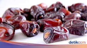 Cara membuat air rendaman kurma. 5 Manfaat Air Rendaman Kurma Untuk Anak Hingga Ibu Hamil