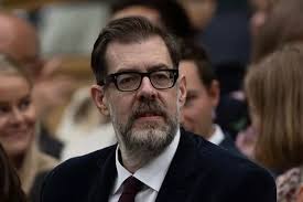 Marathon man Jeffrey Aston is the only man in Wales to have ran every  single London Marathon