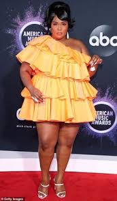 American Music Awards 2019 Best Dressed Stars On The Red Carpet Nice Dresses Red Carpet Fashion Celebrity Outfits