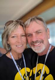 Who won bowling tournament in 1977?