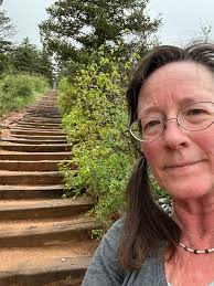 Meeting friendly hikers