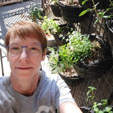 The most important human in my life and the person I've loved more than  anyone in the world is gone. Carol passed just before 3 AM