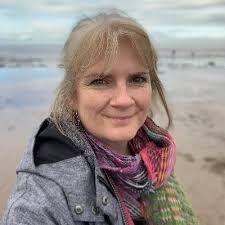 Dr Rebecca Phipps (@p_hippos)