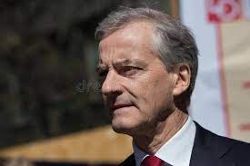 Jonas gahr støre earned his degree in political science at the institut d'etudes politiques de paris in france in 1985 after attending the royal norwegian naval academy. Jonas Gahr Store Editorial Image Image Of Europe Gahr 91857900