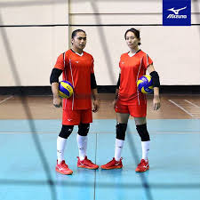 Amasya manganang, kakak perempuan aprilia manganang yang tak kalah macho Mizuno Aprilia Manganang Berllian Marsheilla Looks Facebook