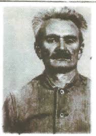 Der Heimat- und Verkehrverein Uedem recherchierte die Geschichte eines  jüdischen Mitbürgers und seiner Familie im Dritten Reich bis zu deren Tod  im KZ: Das Schicksal von Alex Devries