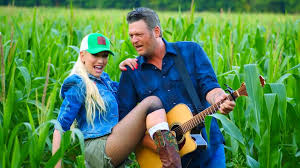 The music video shows the pair enjoying coupledom, from eating french fries at a diner to hanging out with the. Blake Shelton And Gwen Stefani Release Romantic Happy Anywhere Song Entertainment Tonight
