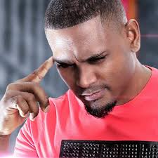 Stream BACHATA,SALSA, REGGAETON & MAS PARA NIKKI AVILES HAPPY BIRTHDAY TO  YOU! by DeejayRubio